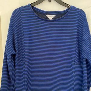 Liz Claiborne sweatshirt